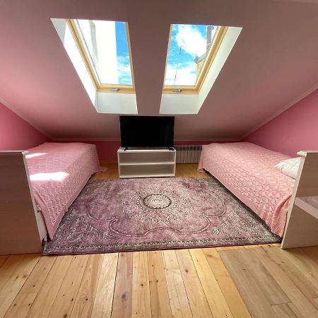 Аpartment For Lady Apartment Chernivtsi Luaran gambar