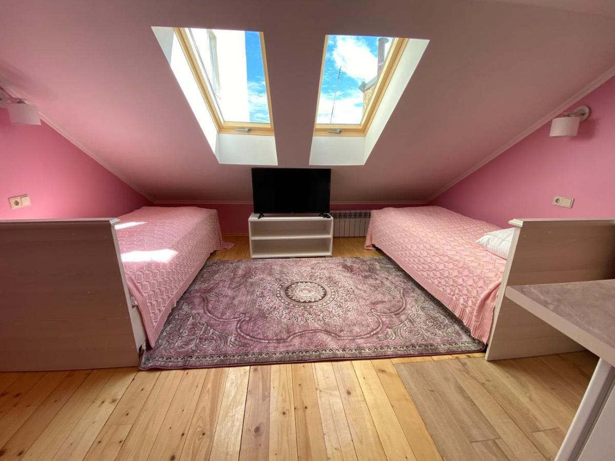 Аpartment For Lady Apartment Chernivtsi Luaran gambar