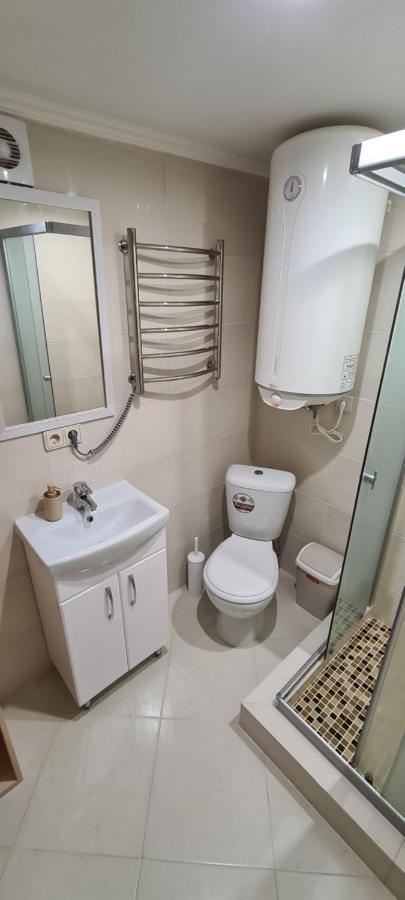 Аpartment For Lady Apartment Chernivtsi Luaran gambar